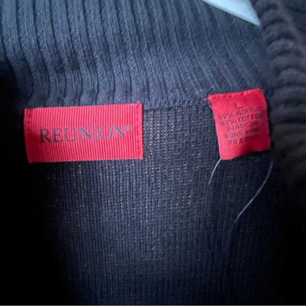 Reunion Vintage Black Zip Up Sweater‎ with Sleeve Stripes, L